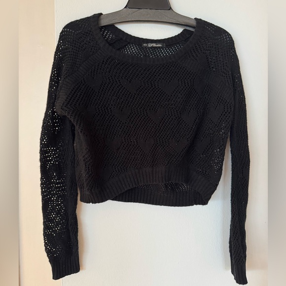 Cute cropped black heart sweater - Picture 2 of 4